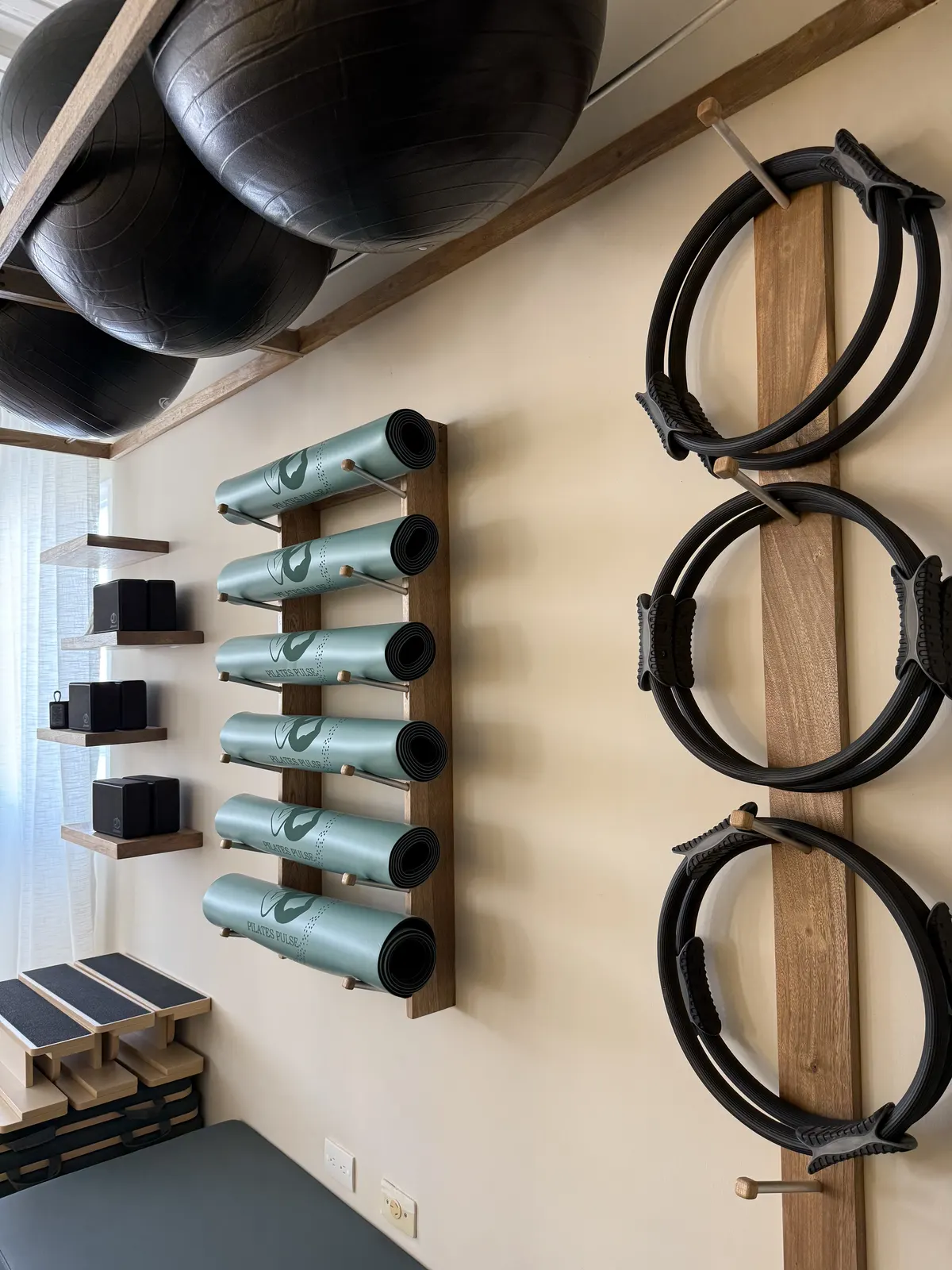 Correa bordada con el nombre Pilates Pulse
